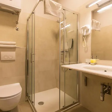 Tifani Luxury